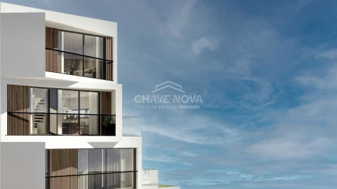 Apartamento T3 para Venda em Glória e Vera Cruz