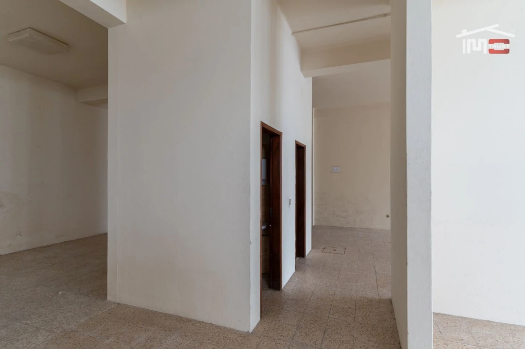 Loja para Arrendamento em Nossa Senhora da Piedade Foto 7