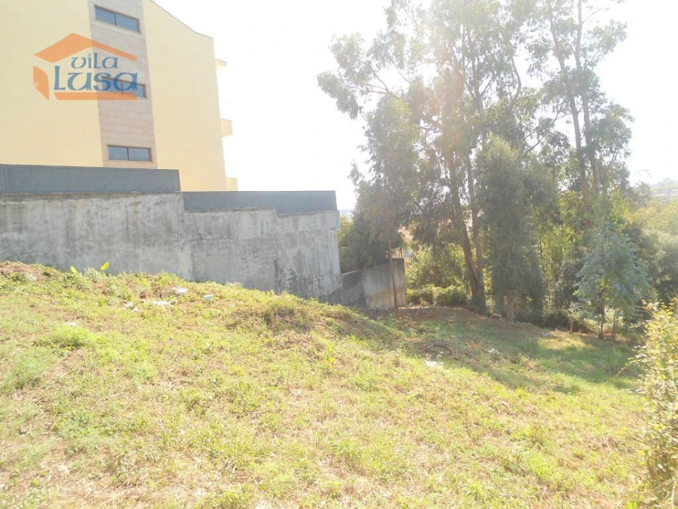 Terreno para Venda em Rio Tinto Foto 9