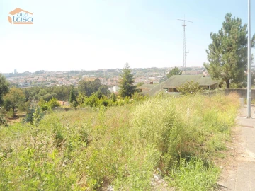 Terreno para Venda em Rio Tinto