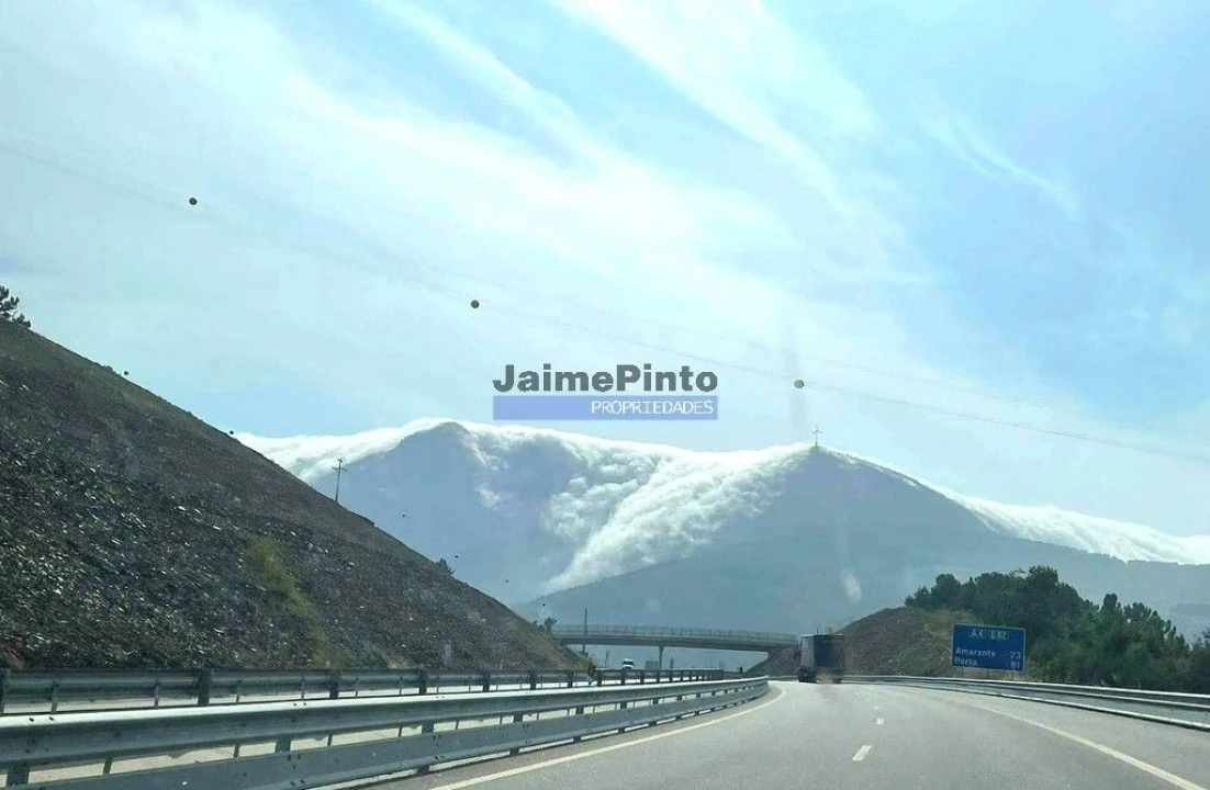 Prédio para Venda em Nossa Senhora da Conceição, São Pedro e São Dinis Foto 2