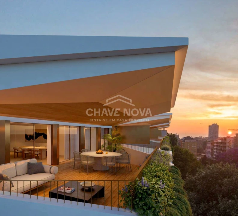Apartamento T4 para Venda em Lordelo do Ouro e Massarelos Foto 8