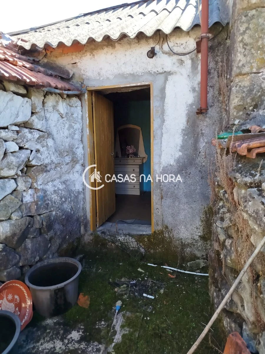 Moradia T2 para Venda em Calde Foto 4