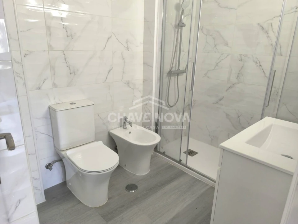 Apartamento T3 para Venda em Loures Foto 17