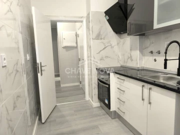 Apartamento T3 para Venda em Loures