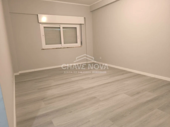 Apartamento T3 para Venda em Loures Foto 14