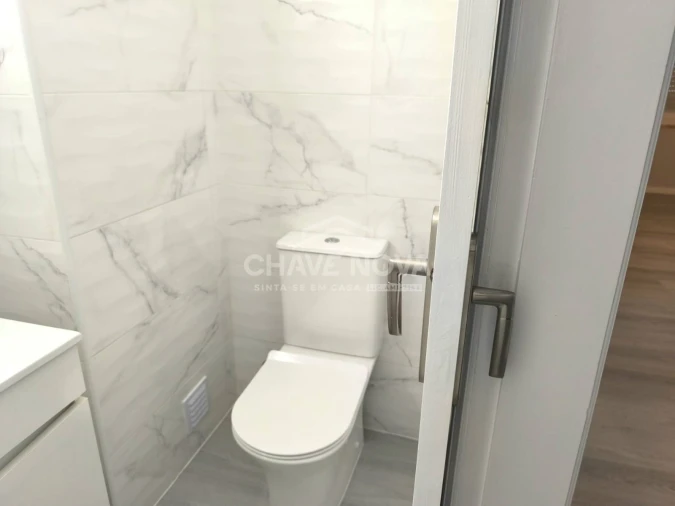 Apartamento T3 para Venda em Loures Foto 18