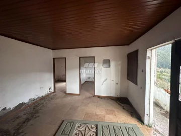 Moradia T3 para Venda em Candemil