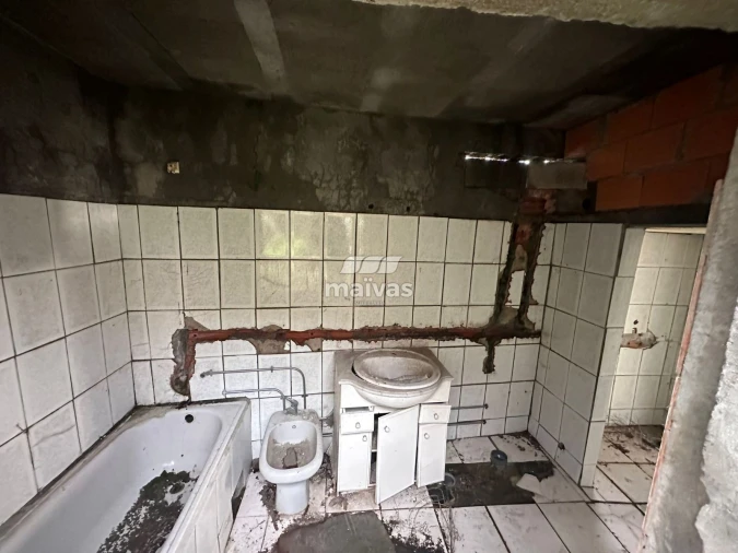 Moradia T3 para Venda em Candemil Foto 5