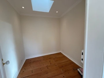 Apartamento T1 para Arrendamento em Misericórdia