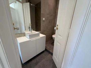 Apartamento T1 para Arrendamento em Misericórdia