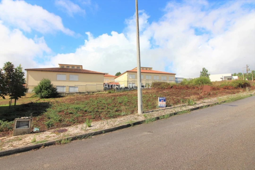 Terreno para Venda em Louriçal Foto 6