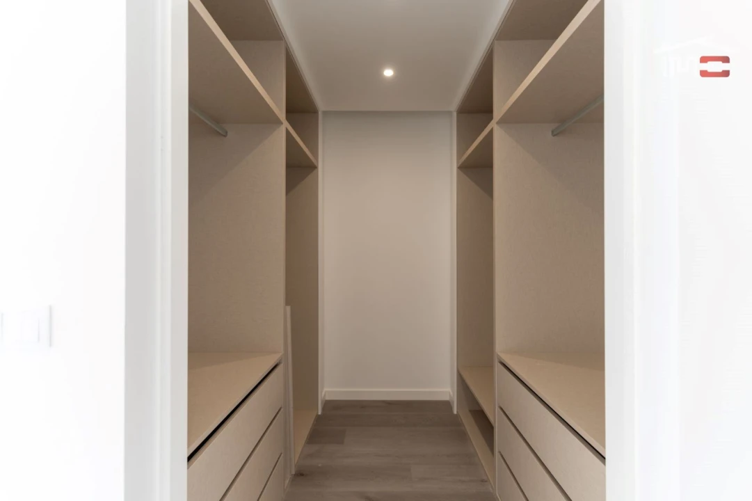 Moradia T3 para Venda em Corroios Foto 17