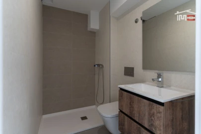 Moradia T3 para Venda em Corroios