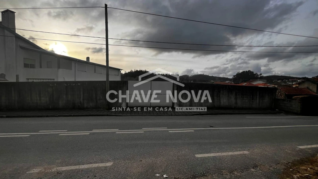 Terreno P/ Prédio para Venda em Romariz Foto 5