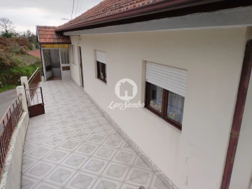 Moradia T5 para Venda em Ardegão, Arnozela e Seidões