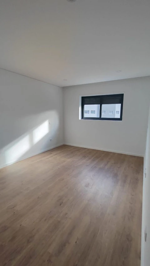 Apartamento T3 para Venda em Silvares, Pias, Nogueira e Alvarenga