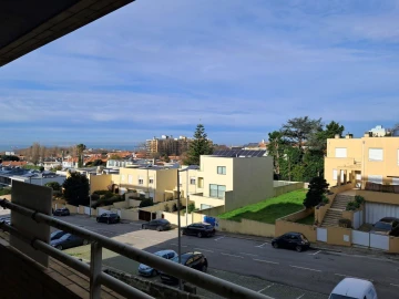 Apartamento T2 para Venda em Aldoar, Foz do Douro e Nevogilde