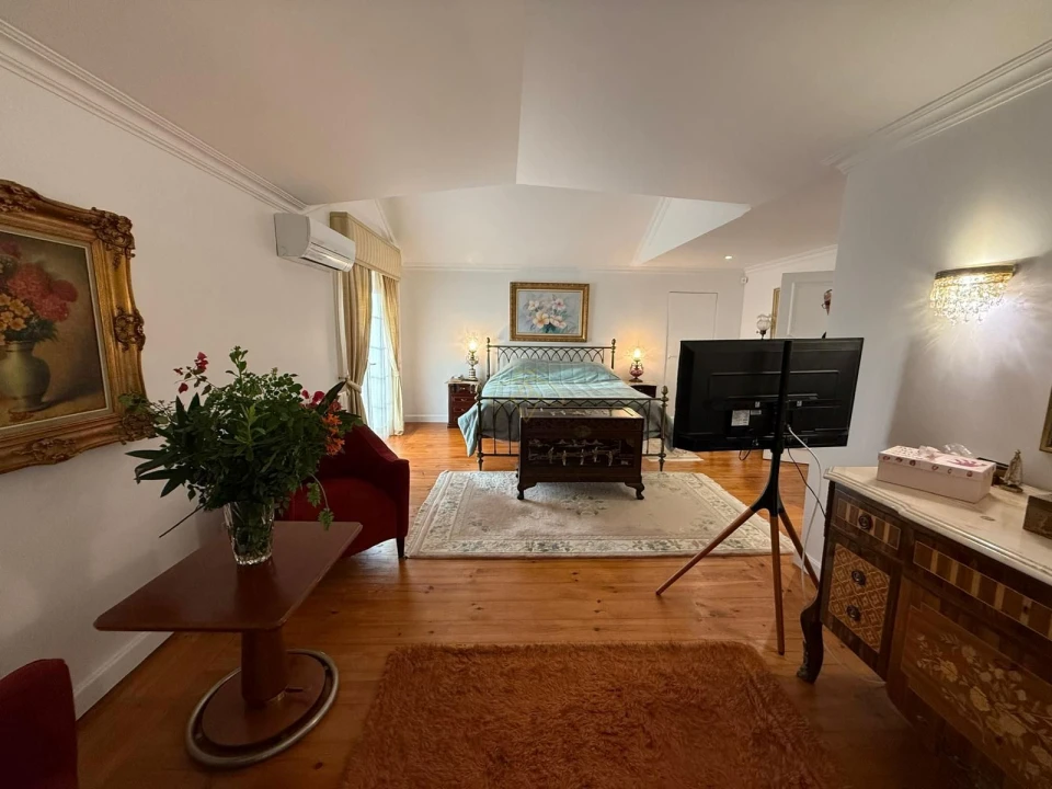 Moradia T5 para Venda em Santa Maria e São Miguel, São Martinho, São Pedro Penaferrim Foto 25