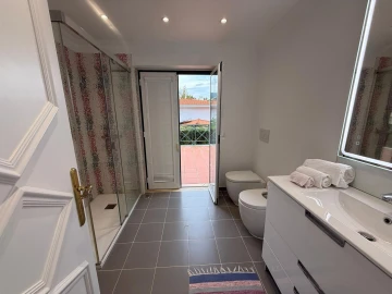 Moradia T5 para Venda em Santa Maria e São Miguel, São Martinho, São Pedro Penaferrim