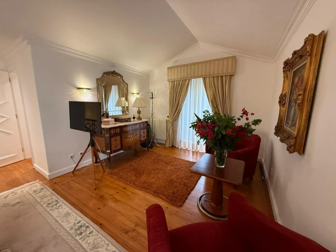 Moradia T5 para Venda em Santa Maria e São Miguel, São Martinho, São Pedro Penaferrim Foto 18