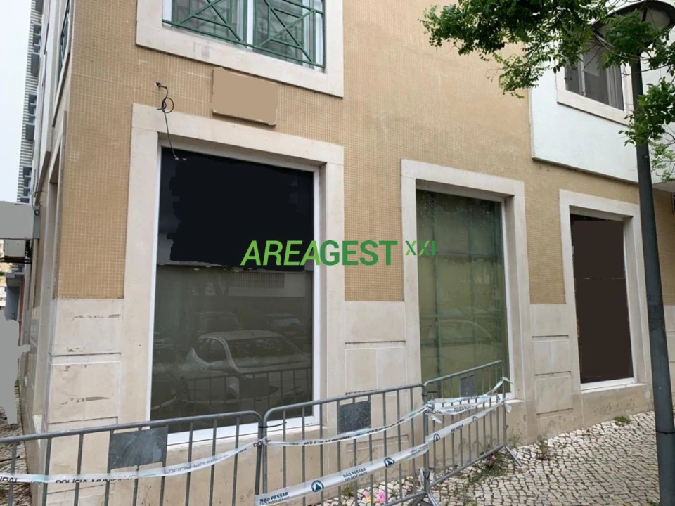 Loja para Venda em Alvalade Foto 12