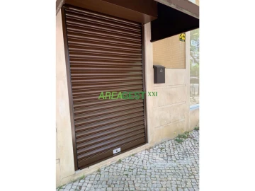 Loja para Venda em Alvalade