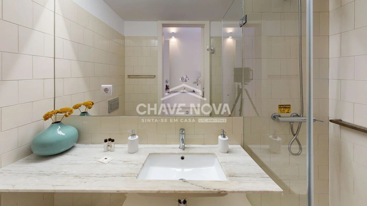 Apartamento T1 para Venda em Cedofeita, Santo Ildefonso, Sé, Miragaia, São Nicolau e Vitória Foto 7