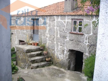 Quinta T6 para Venda em Resende