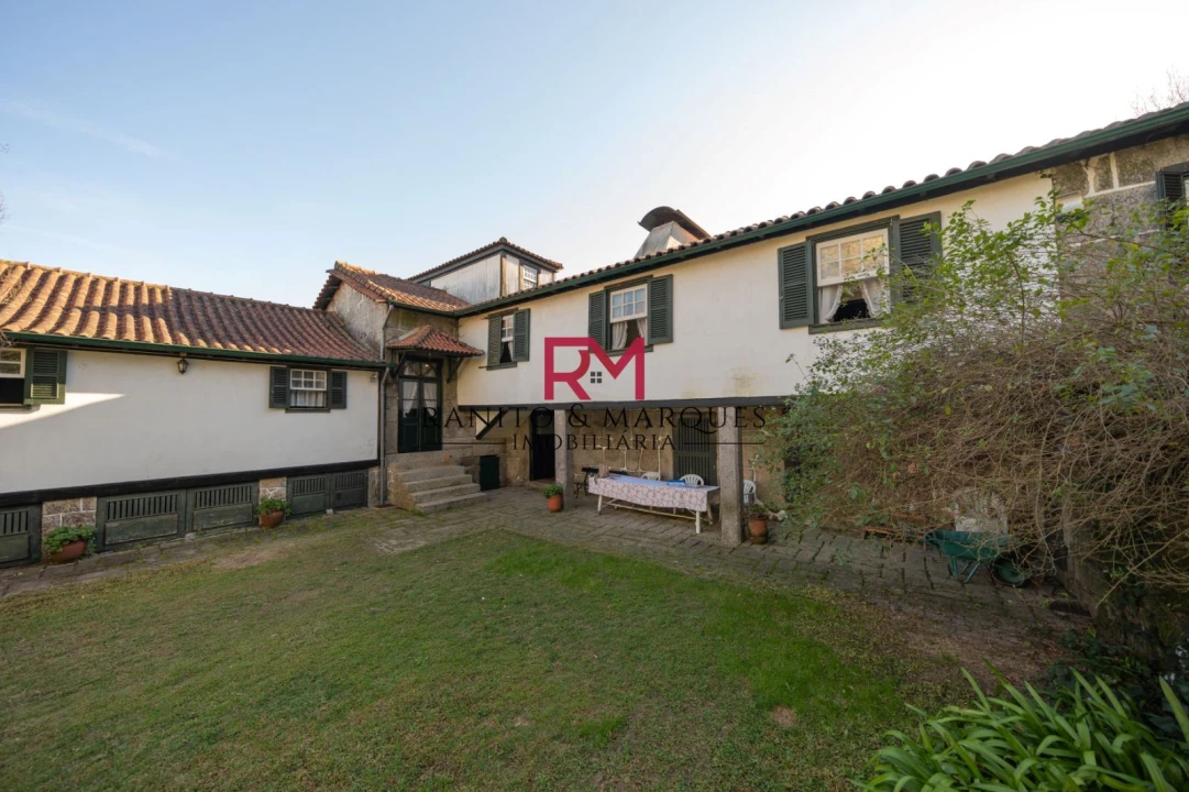 Quinta T9 para Venda em Paredes Foto 2