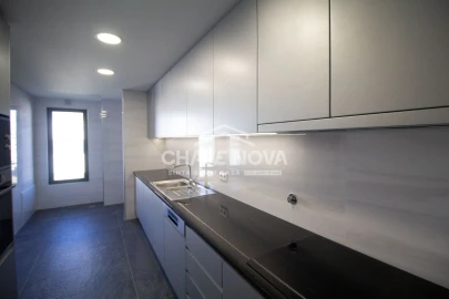 Apartamento T3 para Venda em Cedofeita, Santo Ildefonso, Sé, Miragaia, São Nicolau e Vitória