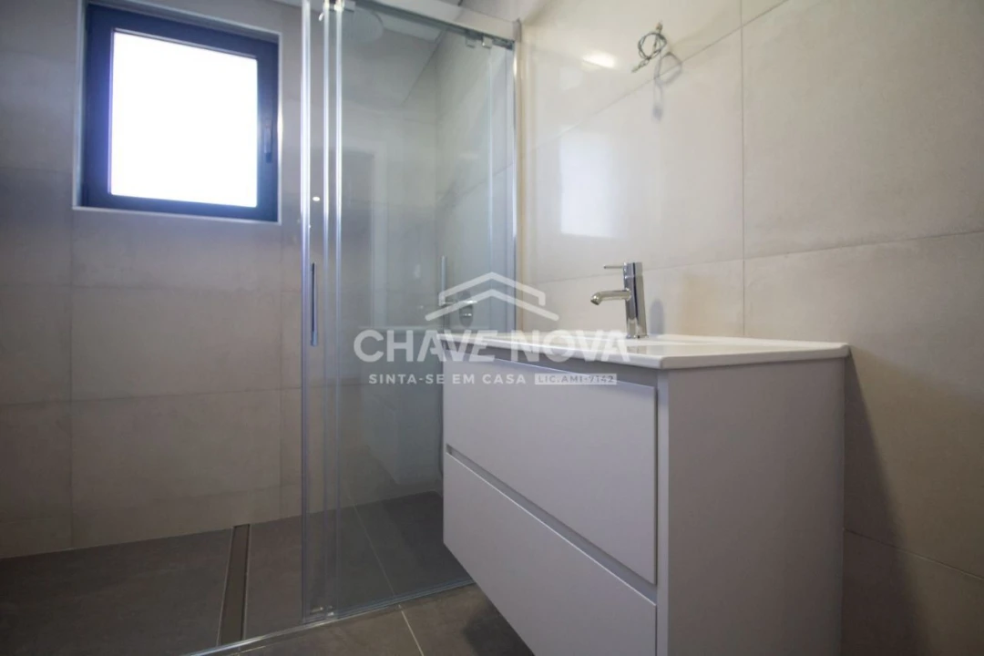 Apartamento T3 para Venda em Cedofeita, Santo Ildefonso, Sé, Miragaia, São Nicolau e Vitória Foto 14