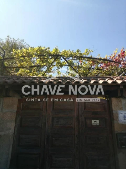 Quinta T5 para Venda em Roriz