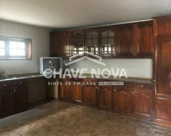 Quinta T5 para Venda em Roriz