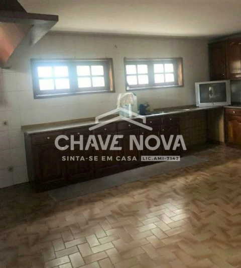 Quinta T5 para Venda em Roriz