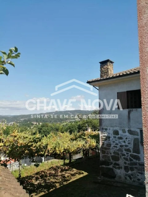 Quinta T5 para Venda em Roriz