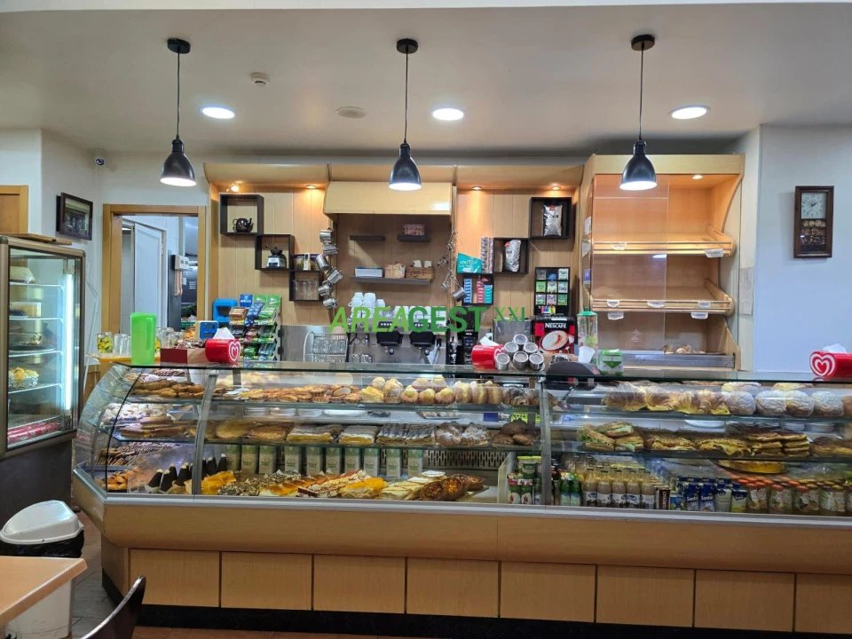 Loja para Venda em Santa Iria de Azoia, São João da Talha e Bobadela Foto 1