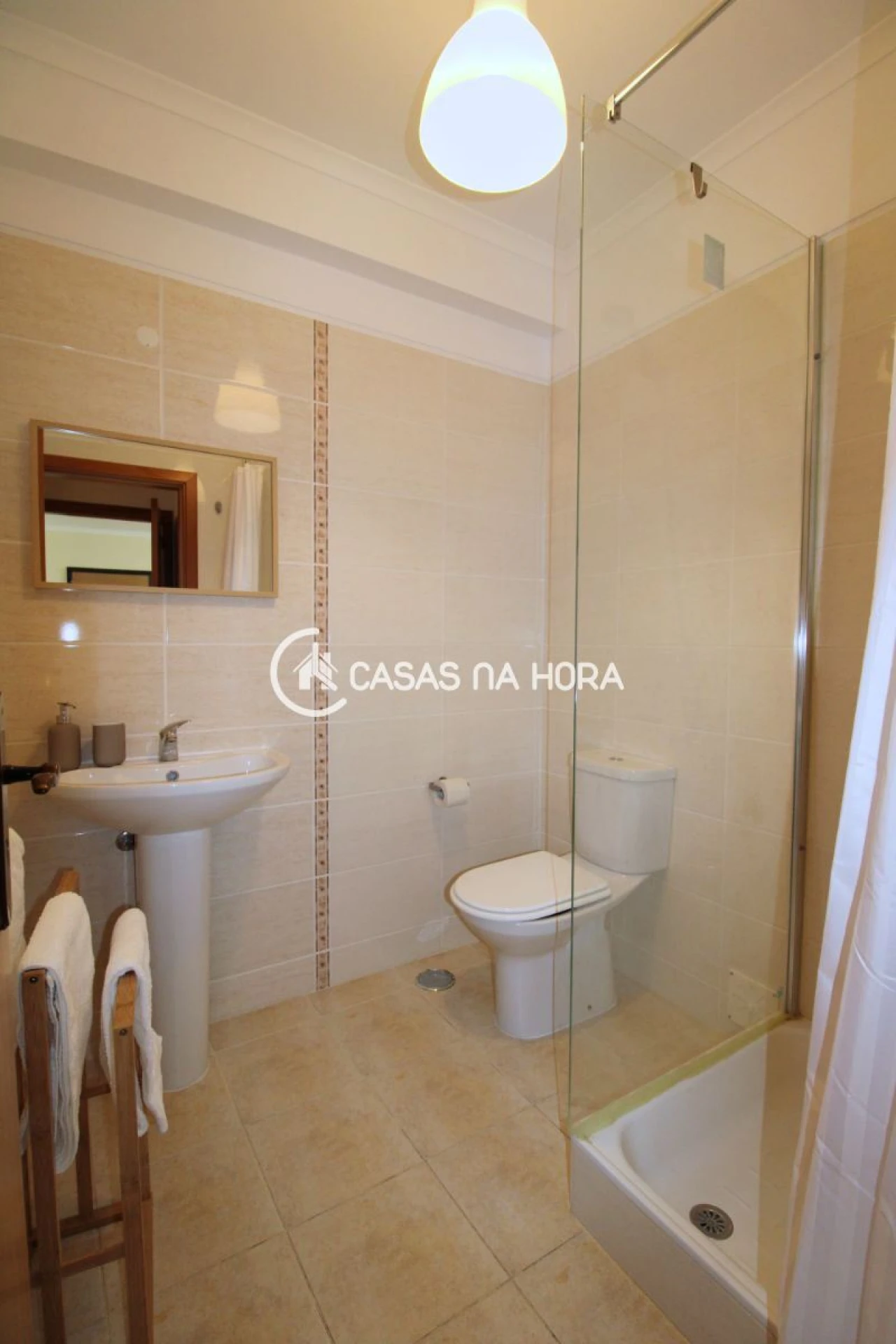 Apartamento T3 para Arrendamento férias em Estômbar e Parchal Foto 9