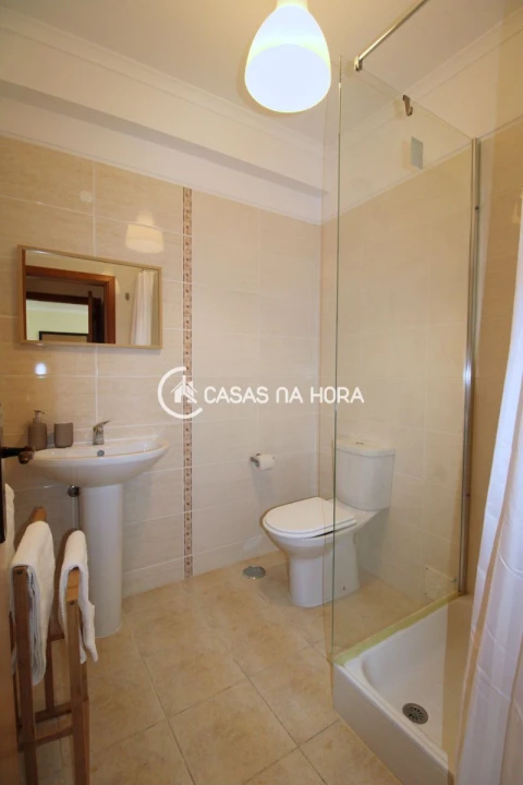 Apartamento T3 para Arrendamento férias em Estômbar e Parchal