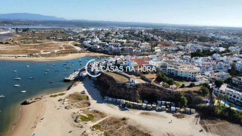 Apartamento T3 para Arrendamento férias em Estômbar e Parchal