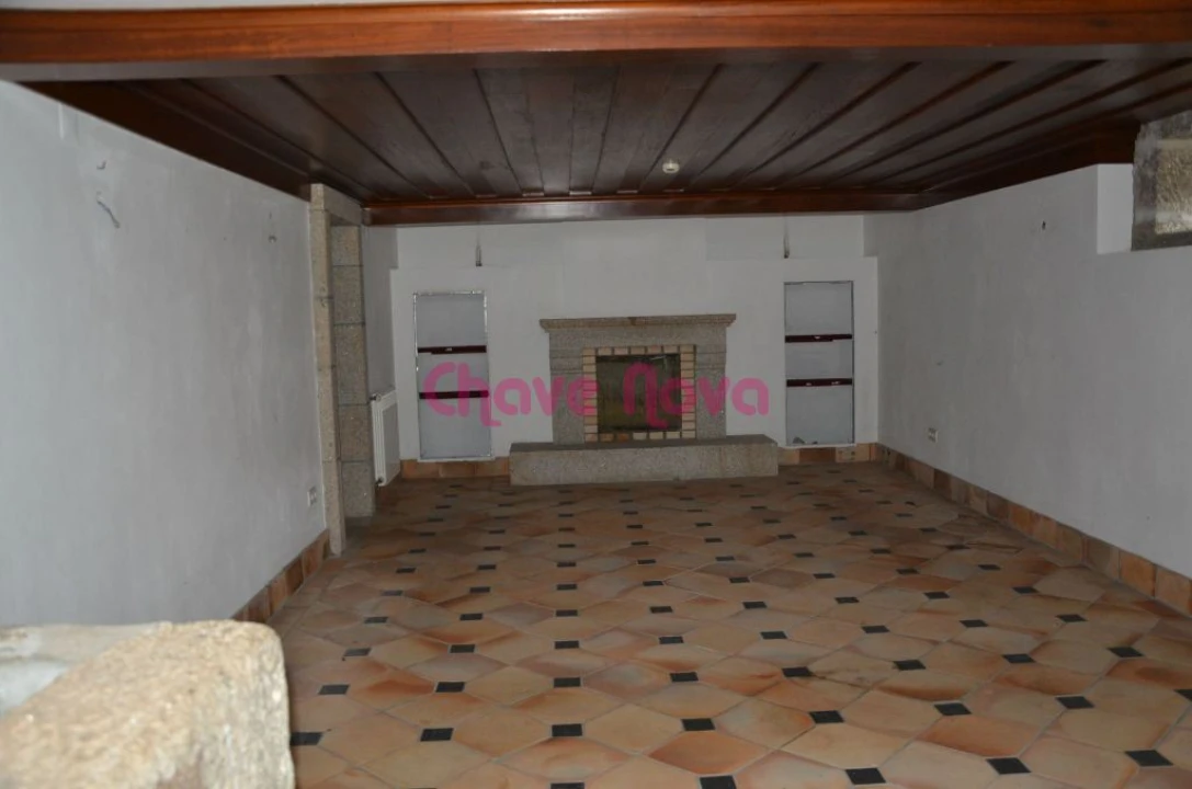 Quinta T6 para Venda em Santa Cruz da Trapa e São Cristóvão de Lafões Foto 23