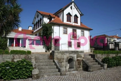 Quinta T6 para Venda em Santa Cruz da Trapa e São Cristóvão de Lafões
