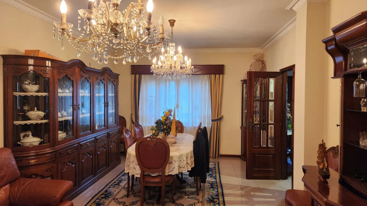 Moradia T3 para Venda em Vilar de Andorinho Foto 8