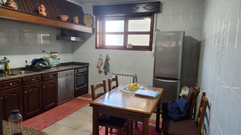 Moradia T3 para Venda em Vilar de Andorinho