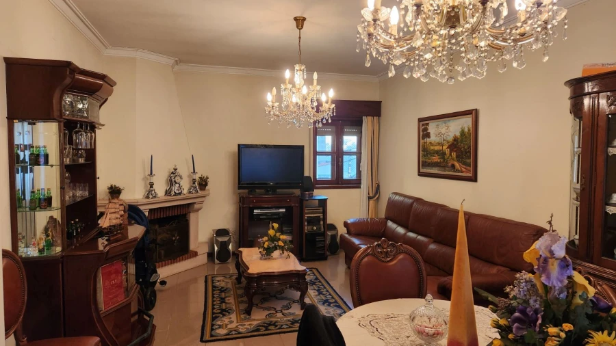 Moradia T3 para Venda em Vilar de Andorinho Foto 7