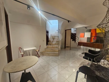 Loja para Trespasse em Campo de Ourique