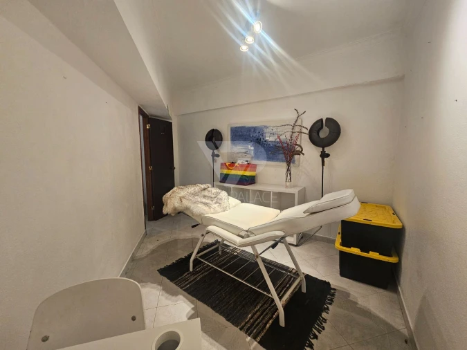 Loja para Trespasse em Campo de Ourique Foto 16