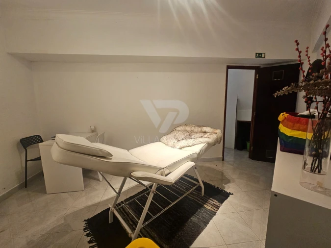 Loja para Trespasse em Campo de Ourique Foto 14