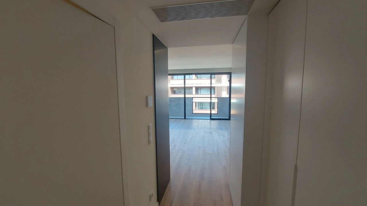 Apartamento T0 para Venda em Oliveira do Douro Foto 7