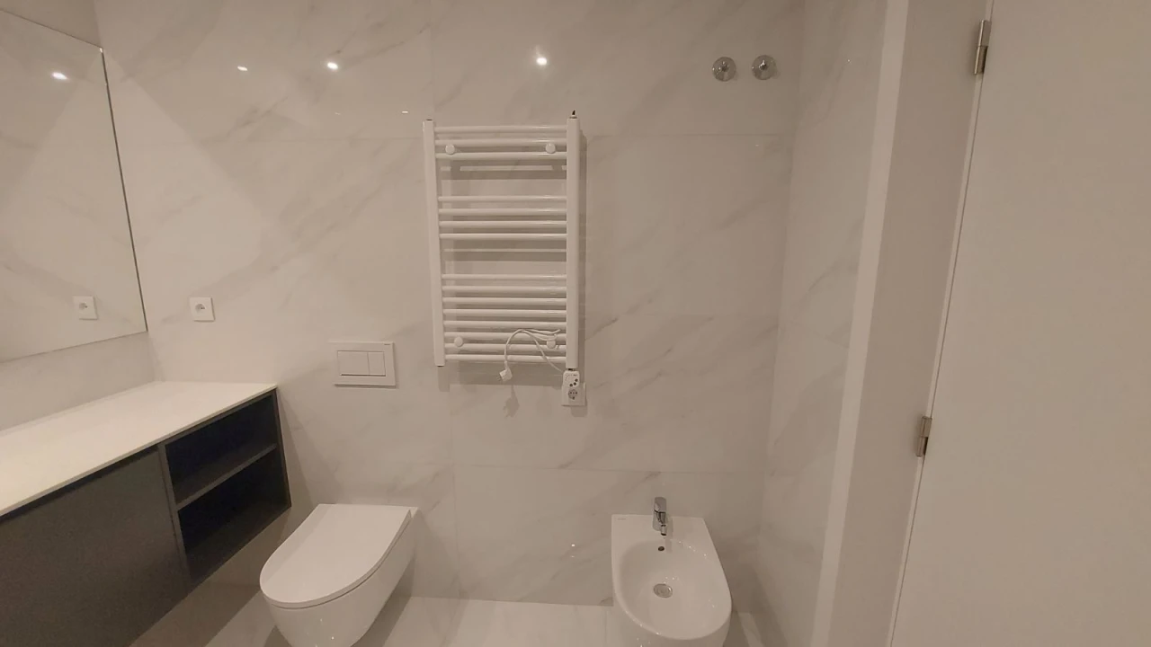 Apartamento T0 para Venda em Oliveira do Douro Foto 11
